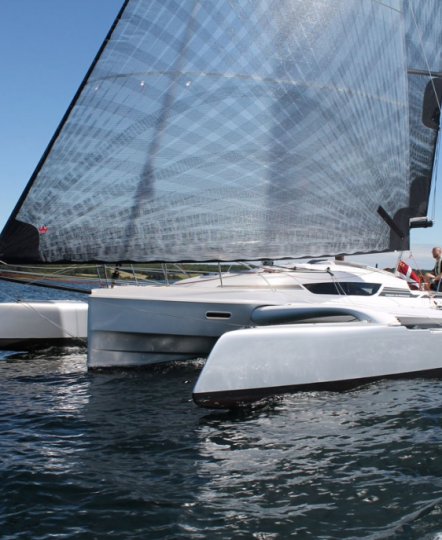 Lumicraft 980 Trimaran