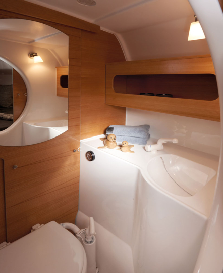 Lumicraft 980 Sailing Trimaran